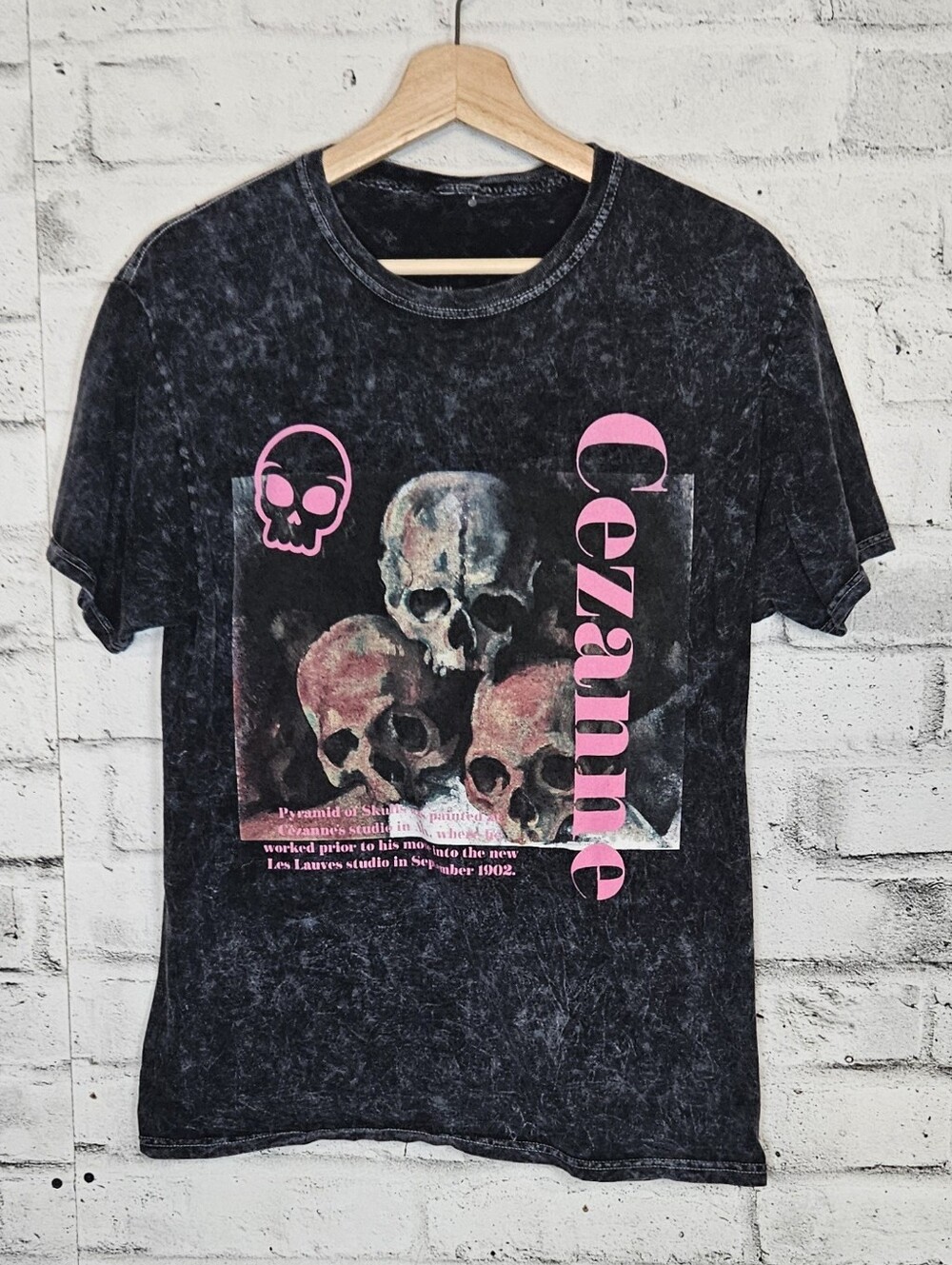 CeZanne Skull Graphic Acid Wash T Shirt Black Pink Grunge Size Medium